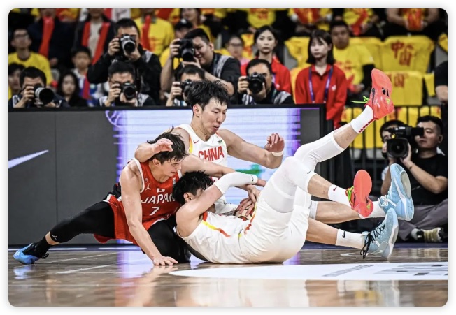 42分大勝！亞預(yù)賽中國男籃復(fù)仇日本 趙睿16+8+5
